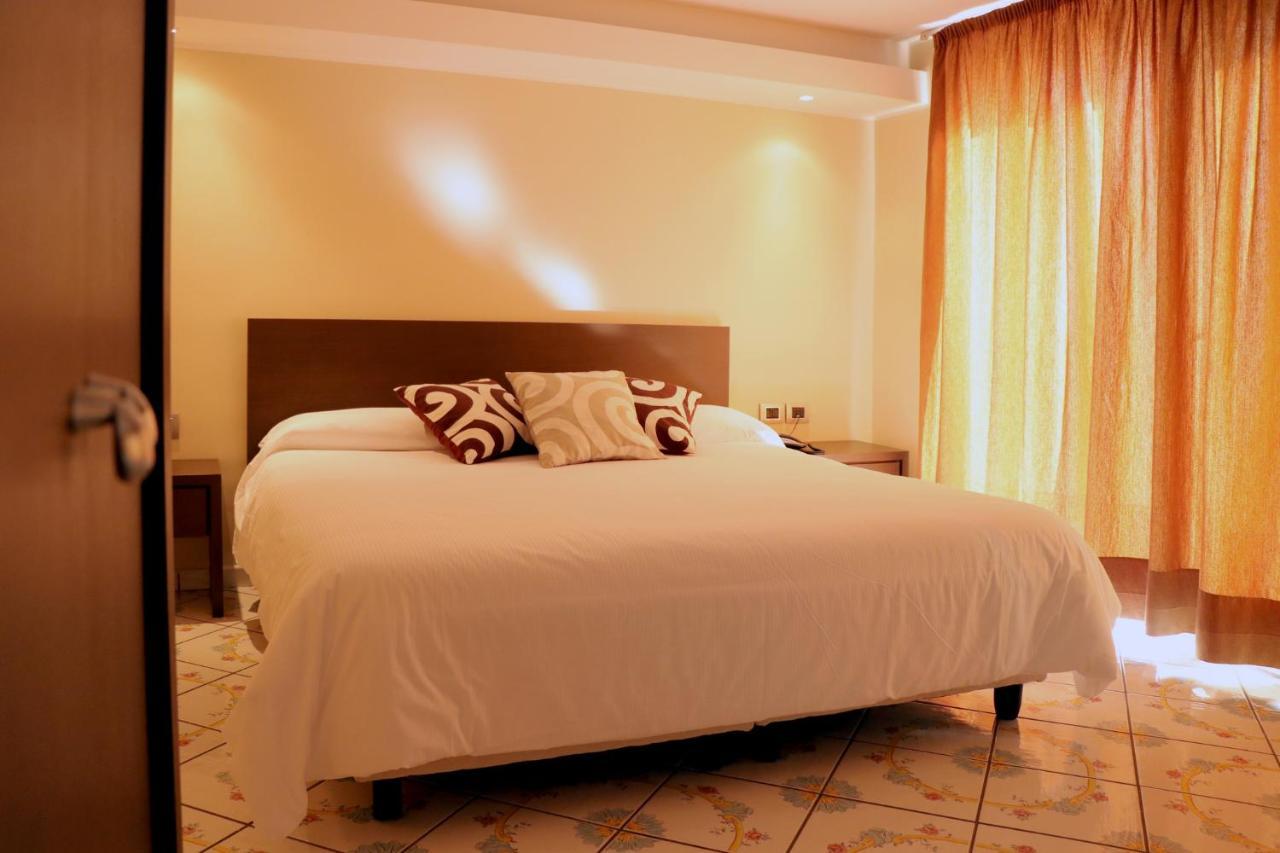 Hotel Ancora Pontecagnano Esterno foto